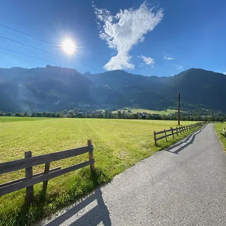 Edelweiss アパート *